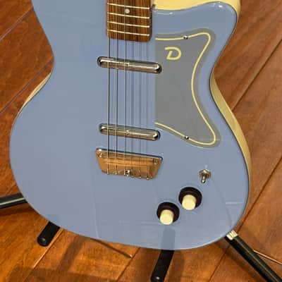 Danelectro ‘56 U2 Reissue – Blue Burst w/ Original Amp-in-Bag Case (Korean, Lipstick Pickups) image 5