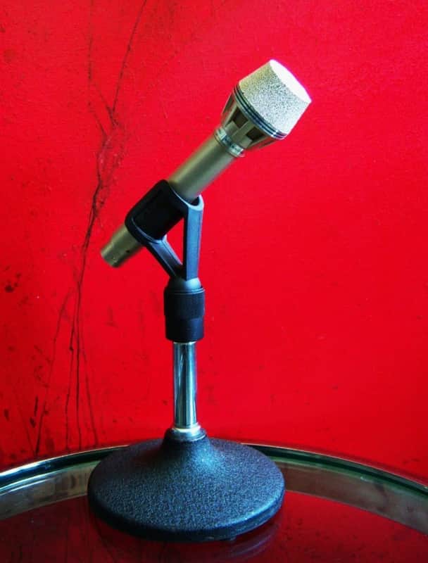Vintage 1970's AKG D190E dynamic cardioid microphone w mic clip 280 OHMS Low Z D1000E D190E # 3 image 1