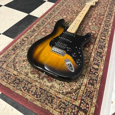 Squier Bullet Stratocaster HSS with Tremolo and Laurel Fretboard 2019 - 2020 - Brown Sunburst image 1