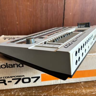 Roland TR-707 RHYTHM COMPOSER Drum Machine w/ box image 8