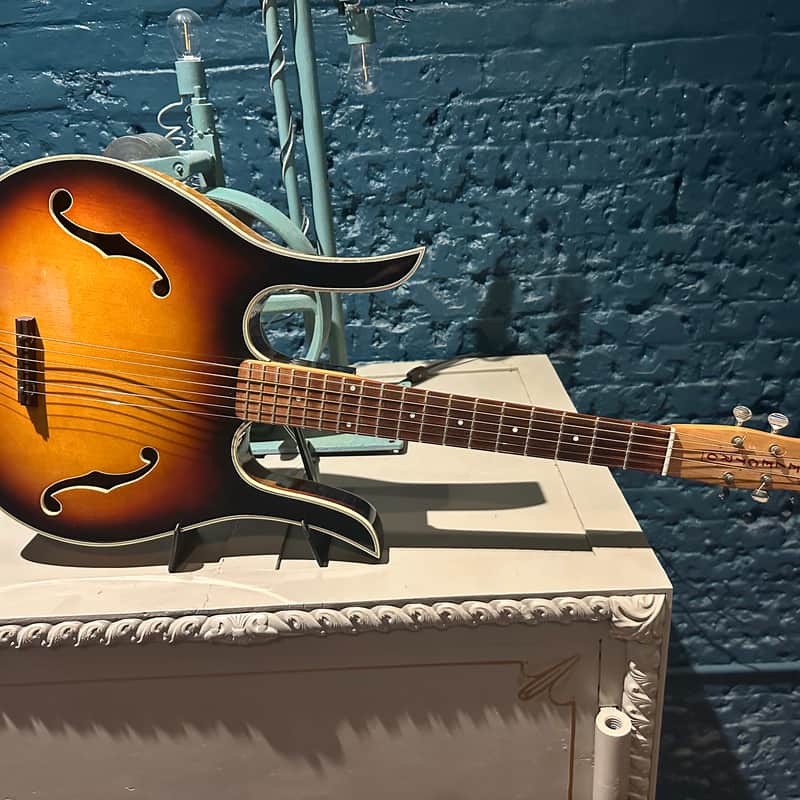 1960 s Danelectro Coral Longhorn Sunburst Really Clean Flamed …