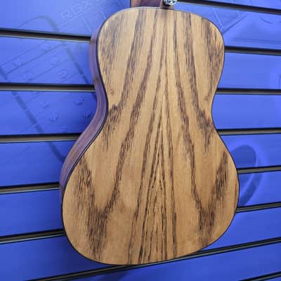 USED Lanikai Model OA-C Oak Concert Size Acoustic Ukulele w/ Gig Bag image 6