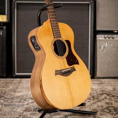 Taylor Academy 12e Grand Concert Acoustic/Electric Guitar with Gig Bag image 15
