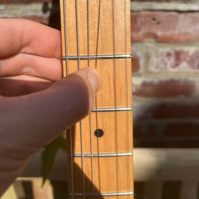 Fender Classic Series '50s Stratocaster 1999 - 2018 - 2-Color Sunburst image 3