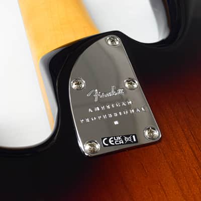 Fender American Professional II Precision Bass Guitar - 3-color Sunburst, Rosewood Fingerboard image 10