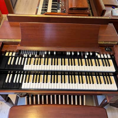 Hammond B3 and leslie 145 image 6