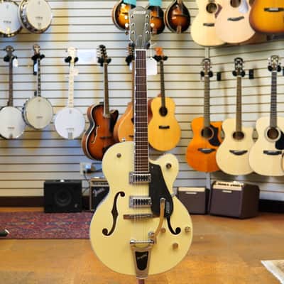 Gretsch G5420T Electromatic Classic Hollow Body Single-Cut Electric Guitar with Bigsby Two-Tone Vintage White/London Grey image 4