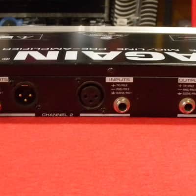 Behringer ULTRAGAIN PRO MIC 2200 image 2