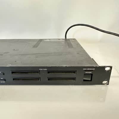 Roland U-110 MIDI PCM Sound Source Module Synthesizer Vintage image 3