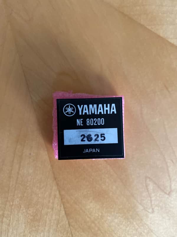 Lot of Eight (8) Yamaha 80200 discrete op amps 1970's/1980's - Black image 1