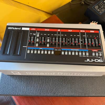 Roland JU-06 image 3