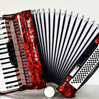 NEW Weltmeister Achat 80 Piano Accordion made in Germany, 80 Bass buttons, Original New Straps and Case, Keyboard Accordian, Red, Shipping from USA image 2