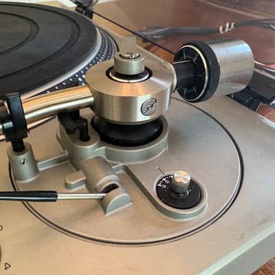 Technics SL-1300 Vintage Direct Drive Turntable image 9
