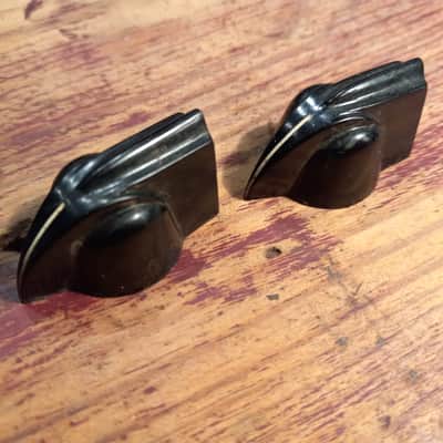 Daka-Ware 1950's-1960's Bakelite Chickenhead Knob Pair  - Black image 5