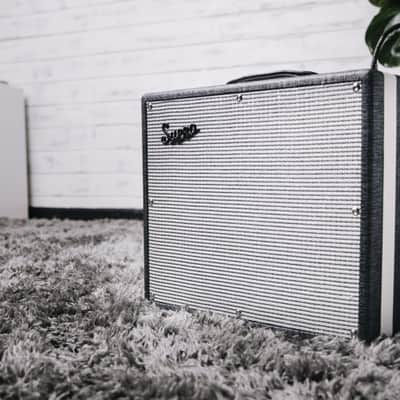 Supro 1695TJ Black Magick Series 25-Watt 1x12" Combo Amp w/Tremolo image 8