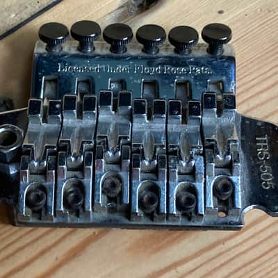Washburn 600-S Floyd Rose tremolo Bridge (Made in Japan by