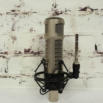 Electro-Voice RE27N/D Cardioid Dynamic Broadcast Microphone W/ Suspension Mount image 1