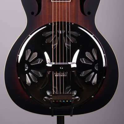 Gretsch G9220 Bobtail Round-neck Mahogany Body Resonator - 2-color Sunburst image 1