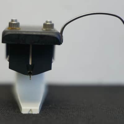 Denon DL-103 Audiophile High Quality Moving Coil Cartridge & Stylus W/ Headshell image 2