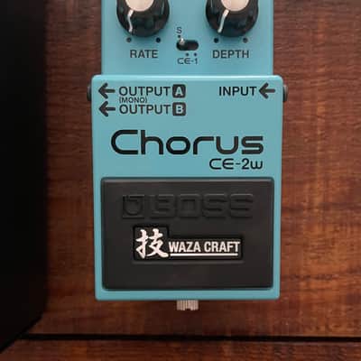BOSS CE-2W Waza Craft Chorus Pedal MINT Condition w/ Original Box - Guitar Bass image 2