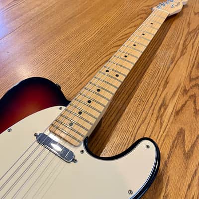 2004 Fender American Telecaster 3-Color Sunburst Maple Fretboard Neck AM MN 3TS American Series 3 Tone Sunburst Date 01/2004 MODEL #: 0118402700 Tele image 5