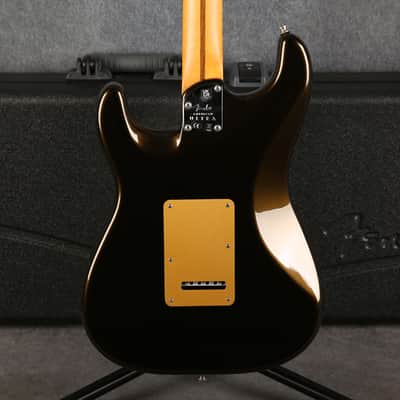 Fender American Ultra Stratocaster HSS - Texas Tea - 2nd Hand image 6