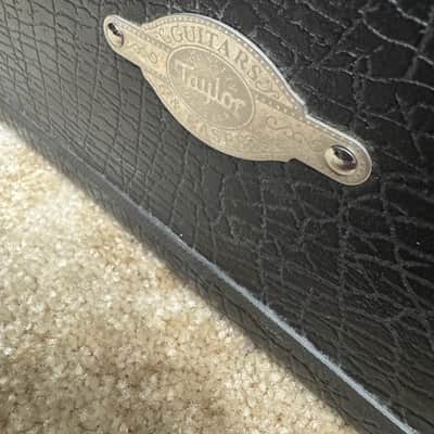 Taylor Deluxe Hardshell Dreadnought Case 2010s - Black image 3