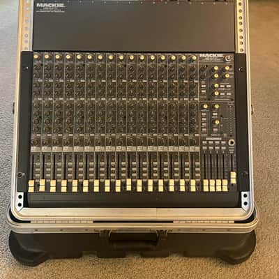 Mackie 1604-VLZ PRO - Gearspace