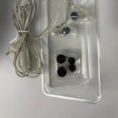 Shure SE215 Single Driver In-Ear Monitors, Clear image 4