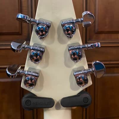 Gibson '70s Flying V 2024 - Present - Classic White image 6