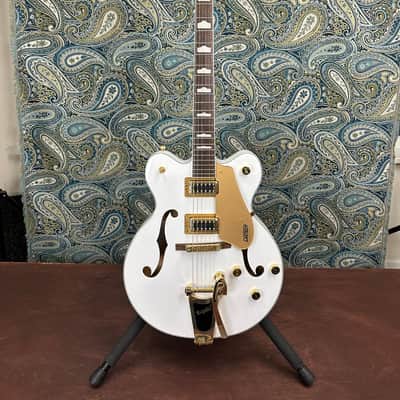 Gretsch G5422TG Electromatic Classic Hollow Body Double-Cut with Bigsby and Gold Hardware image 2