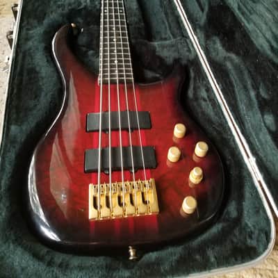 Peavey Cirrus 5 Custom Shop USA bass Guitar With Hardcase image 2