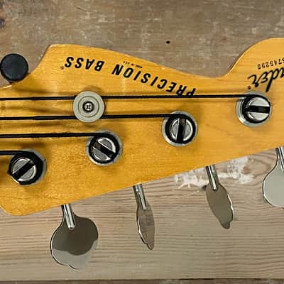Fender Precision Bass Left-Handed with Maple Fretboard 1970 - 1983 - Natural image 3