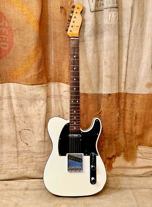 Fender MIJ Traditional 60's Telecaster Custom 2017 - Arctic White image 1