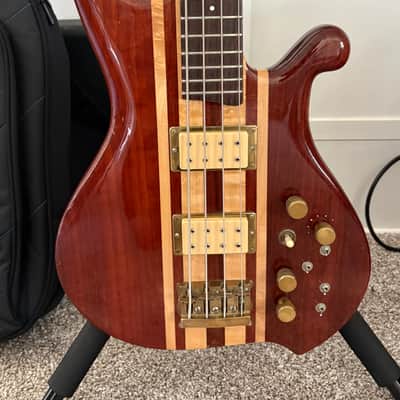Lado Super Falcon Bass image 6