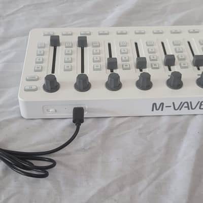 QSC AMPLIFER42 image 2