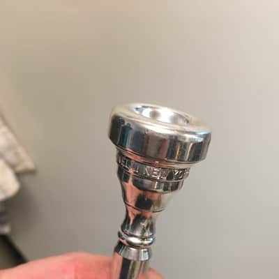 MINT TRUMPET MOUTHPIECE GIARDINELLI  7C NEW YORK FREE SHIP  HAND POLISHED , DISINFECTED , SNAKED OUT image 5