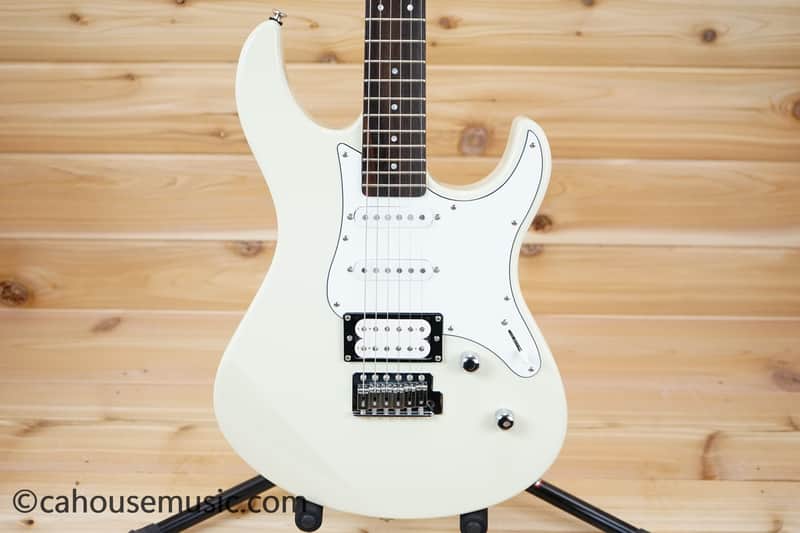 Yamaha PAC112V-VW Pacifica HSS with Rosewood Fretboard - Vintage White image 1