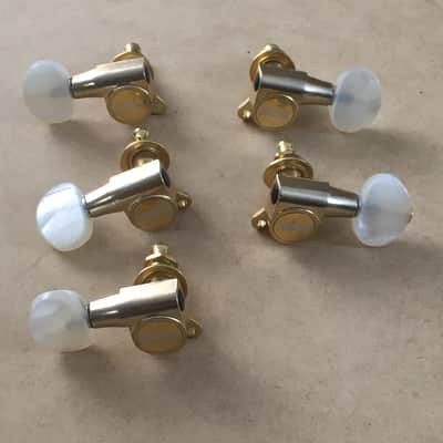 5 Washburn Martin Style Electric Acoustic Guitar Tuners 3x3 Aged Gold Wilkinson image 3