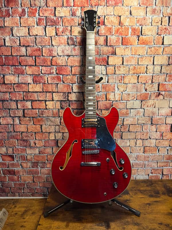 Sire Larry Carlton H7