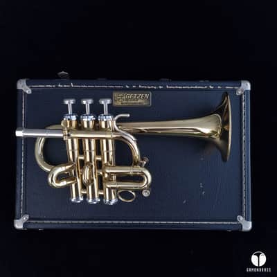 Getzen Capri Bb / A piccolo trumpet two leadpipe gamonbrass image 4