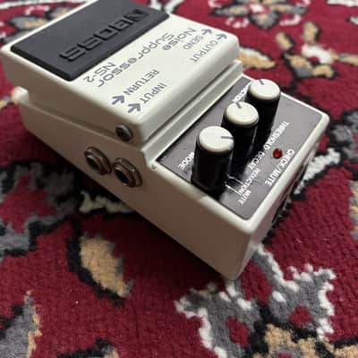 1993 BOSS NS-2 Noise Suppressor Guitar Effect Pedal Silver Label Taiwan w/ Box image 5