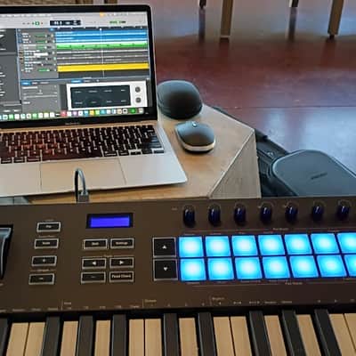 Novation Launchkey 37 MKIII MIDI Keyboard Controller 2026 - Black image 4