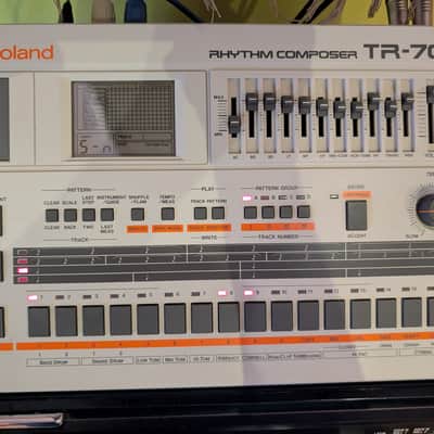 Roland TR-707 Rhythm Composer 1985 - White