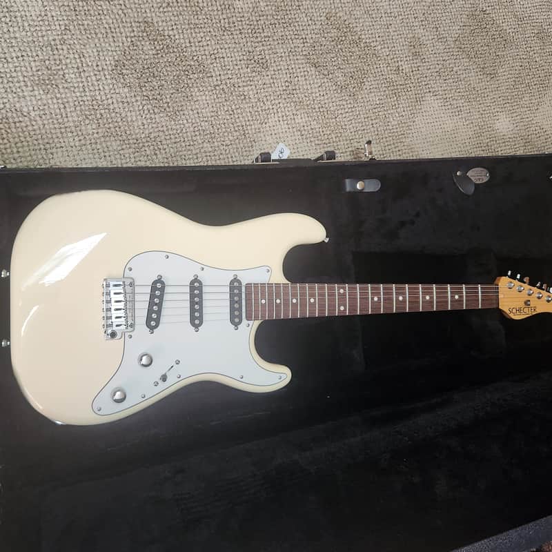 Schecter Custom 2015 vintage White Sale Ends 1/23 image 1