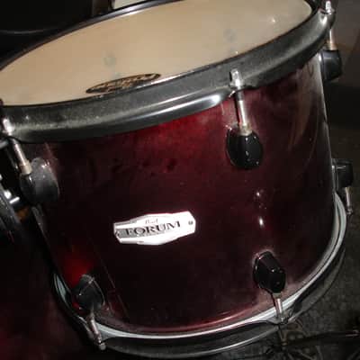 Pearl Forum Series 5-Piece Drum Set w/ Hardware & Cymbals, Dark Wine Red image 3