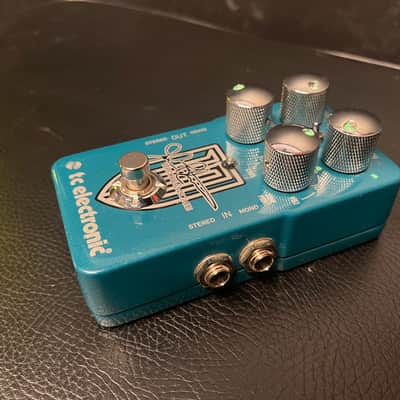 TC Electronic John Petrucci Dreamscape 2012 - Present - Blue Sparkle image 2
