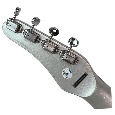 Silvertone 1444 Classic Series Short Scale Bass - Silverburst image 5