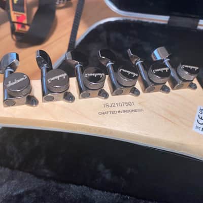 Jackson Pro Series SL2A MAH HT Soloist 2021 - Unicorn White - Pickups Upgrade & HSC image 4