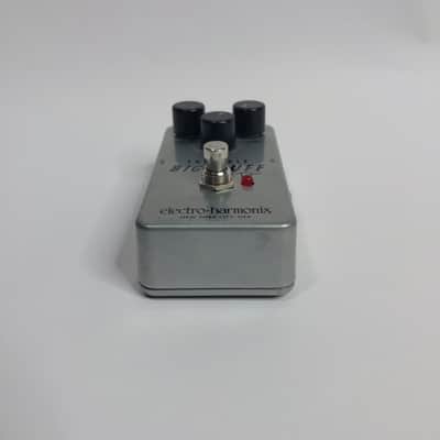 Electro-Harmonix Triangle Big Muff Pi with Box image 10